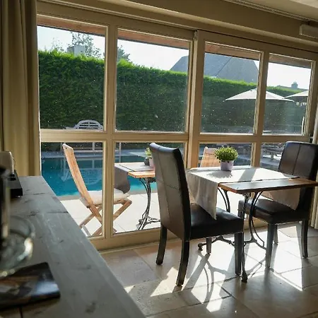 La Maison Des Papillons Oda ve Kahvaltı Deerlijk
